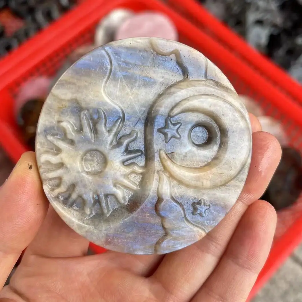 

Natural Rose Crystal Sculpts The Symbiosis Of Sun And Mmoon Grey Moonlight Gemstone Reiki Healing Stone