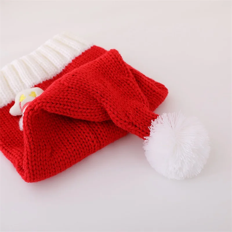 Children s Green Knit Christmas Hat Winter Cozy Reindeer Snowflake Hat for Holiday Celebration Party