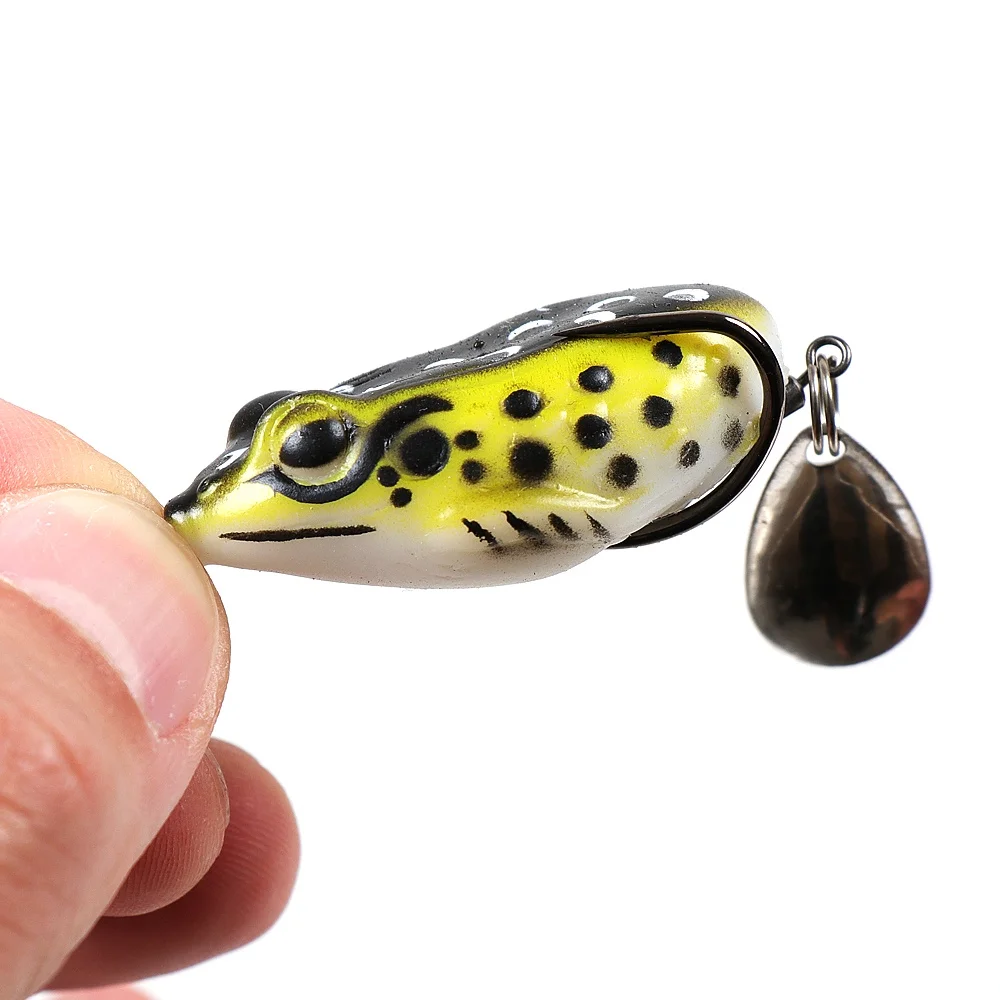 Soft frog fishing lure 4cm/6g double hooks top water ray frog artificial bait