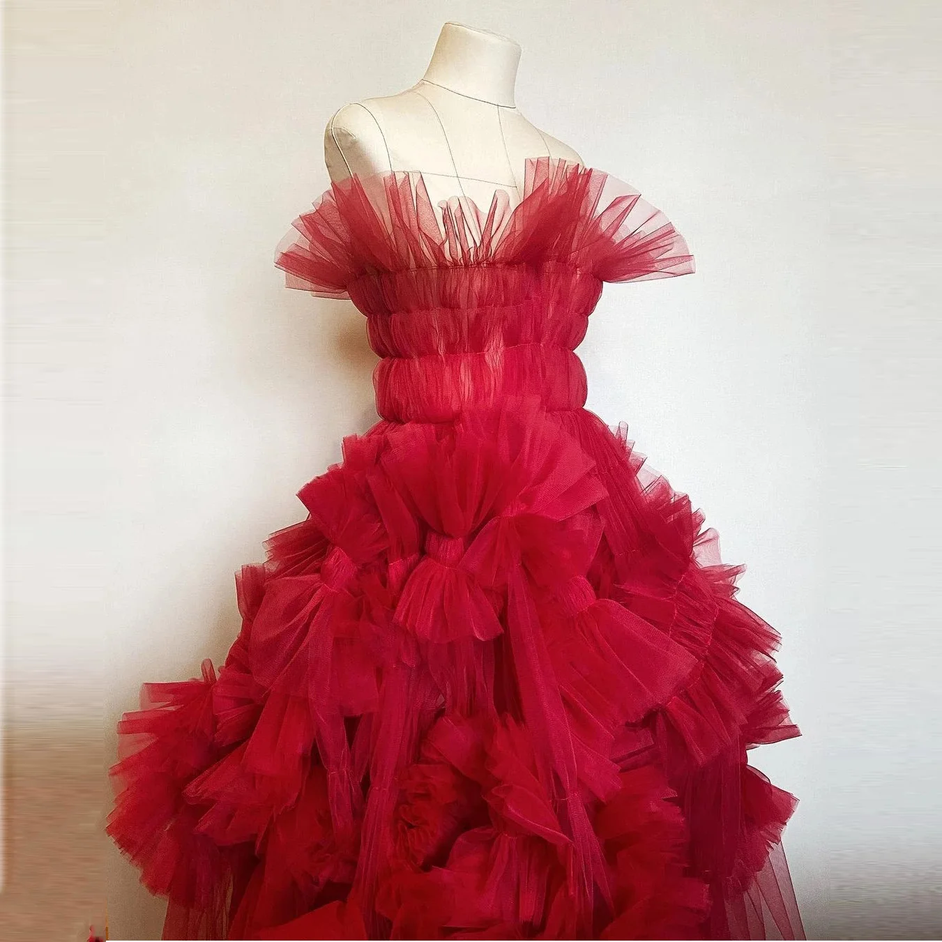 

Featuring Many Bows Red Tulle Maxi Dresses Women Birthday Party Strapless Ankle Length Formal Party Dress Ruffles Tulle Robe