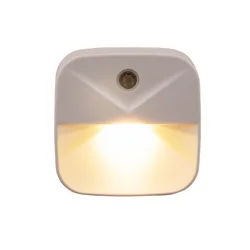 Smart LED Wall Lamp with Light Sensor - Elegant Plug - In Design - 0.4W (Warm light)