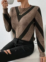 New autumn and winter geometric pattern round neck long sleeved knitted sweater - Image 5