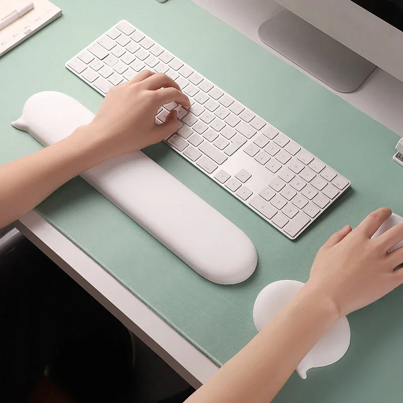 Ergonomic Silicone Wrist Mouse Pad for Comfort