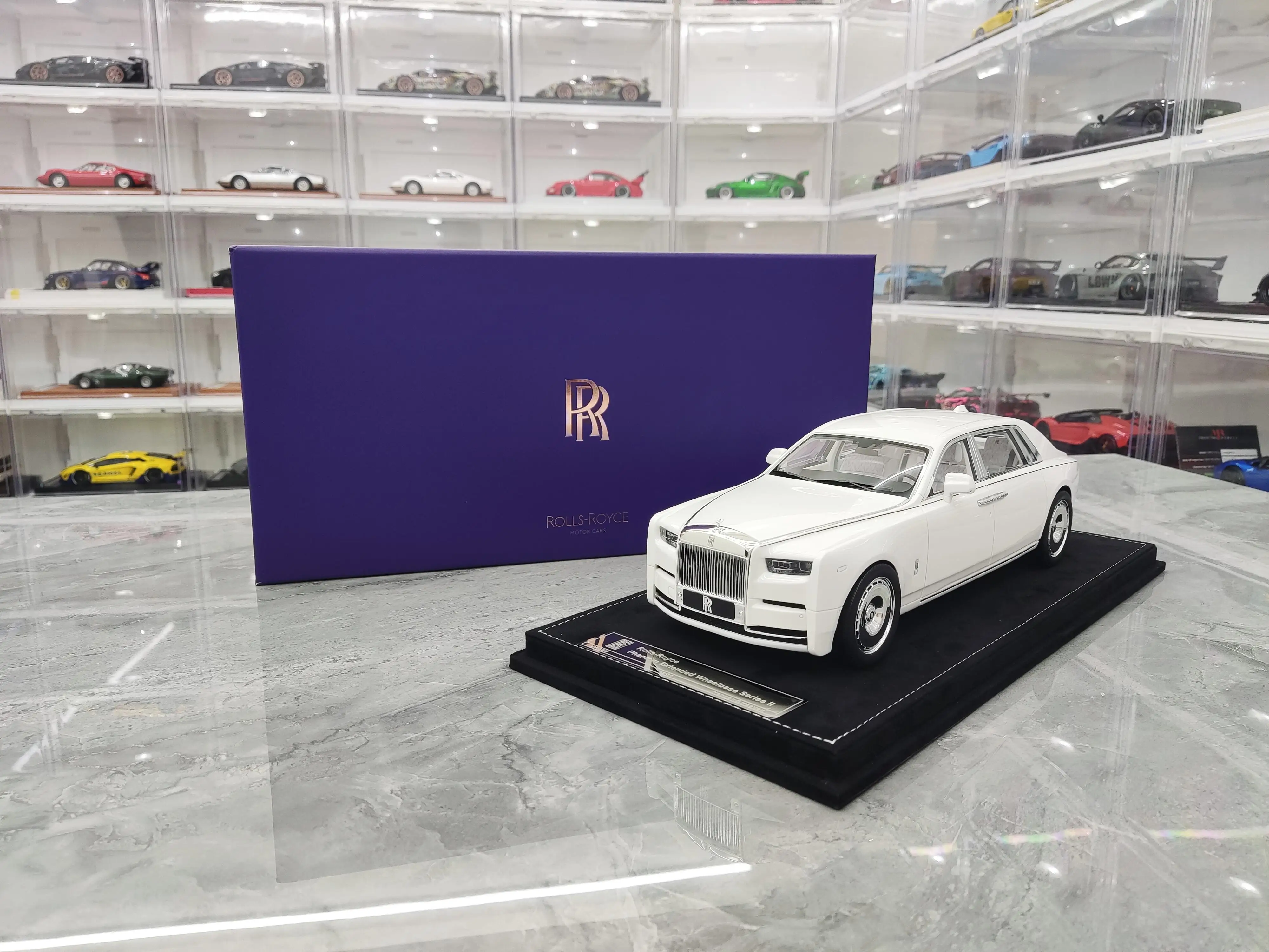 1/18 HH Model Rolls-Royce Phantom VIII LV Louis Vuitton Edition Resin Car  Model Limited 