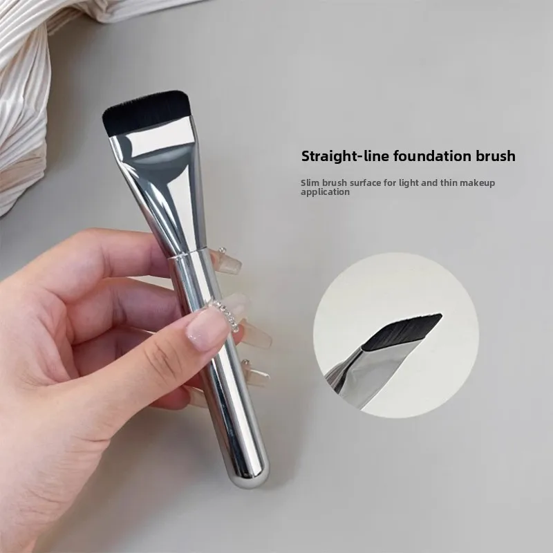 Soft Silicone Bristles Makeup Brush for Primer, Concealer, and Foundation Application