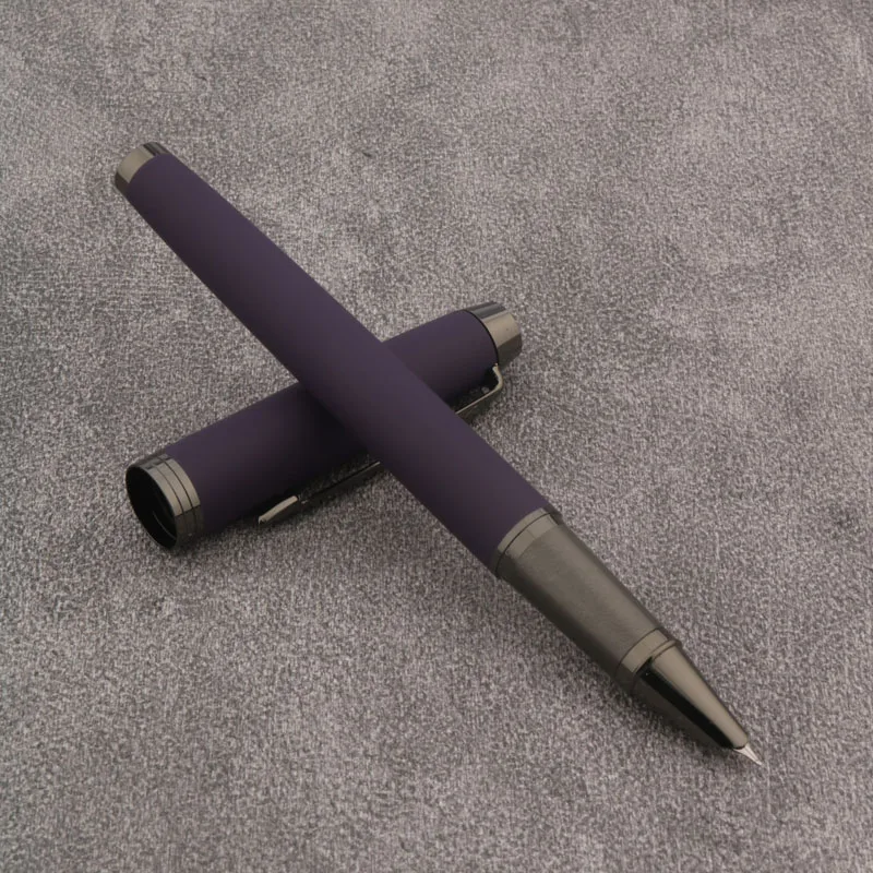 Parker IM Black Edition Premium Penna Stilografica, Grigio Opaco, Pennino Fine, Confezione Regalo, Inchiostro Nero Incluso