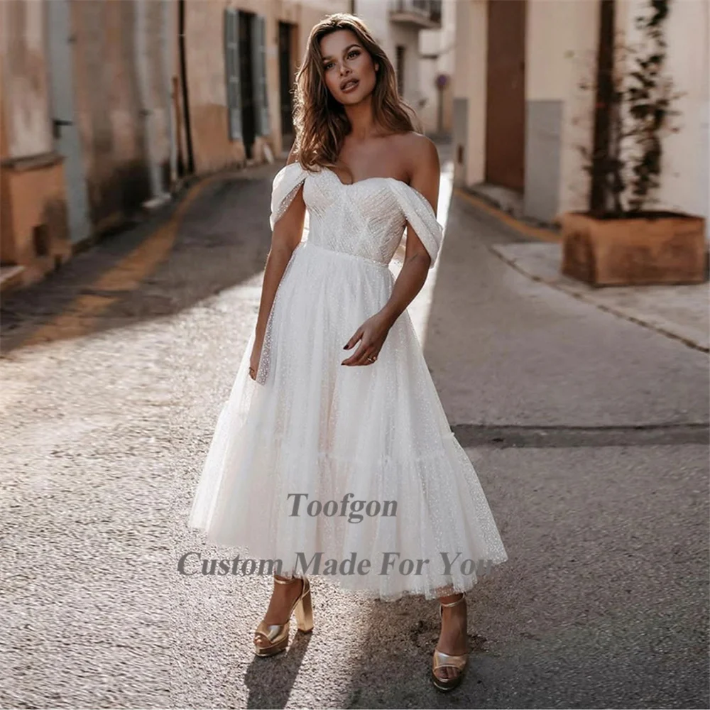 Рисунок 3 - Женское платье с открытыми плечами Toofgon