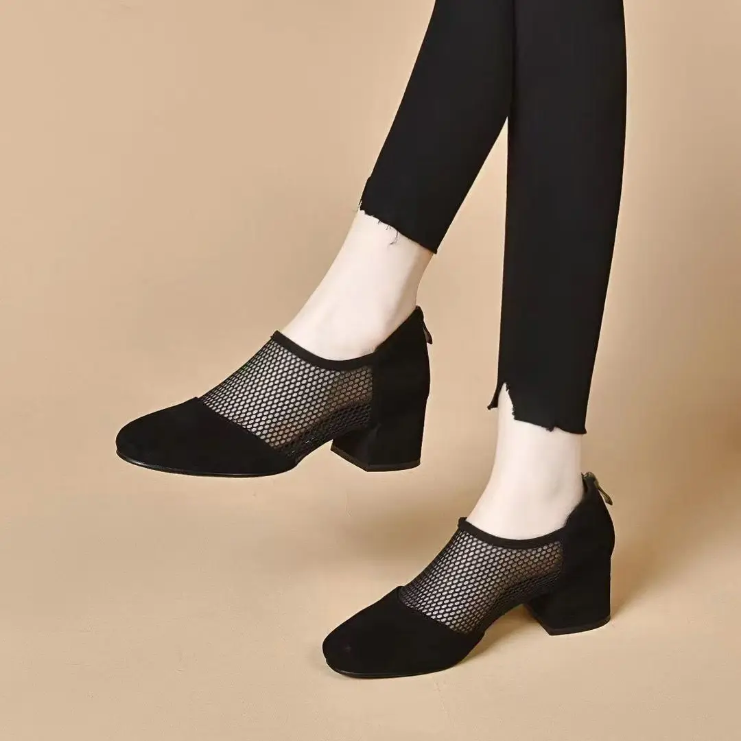 Damen Chunky Heels Stiefeletten für den Sommer 2026 – Mesh-Hohlmuster, Wildlederimitat, kurze Stiefeletten, Übergrößen, spitze Zehenpartie, Sandalen – Detail 4