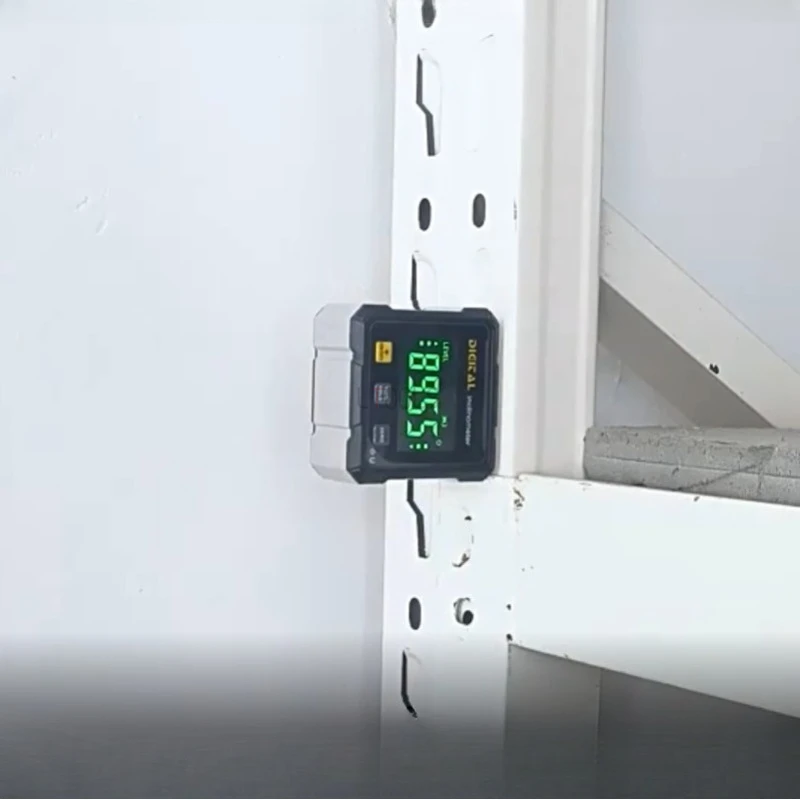 Accurate Measurement Level Four Sided Magnetic Suction Double-sided Laser Tilt thumbnail 5