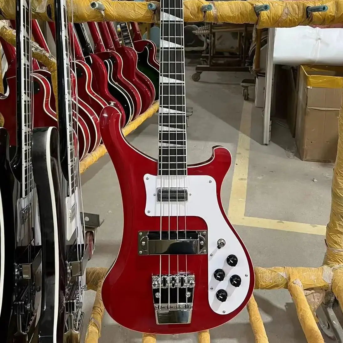 Rickenbacker 4003 Chitarra Elettrica, Basso, Corpo In Tiglio, Colore Rosso Trasparente, Tastiera In Palissandro, Muslimah, Spedizione Gratuita