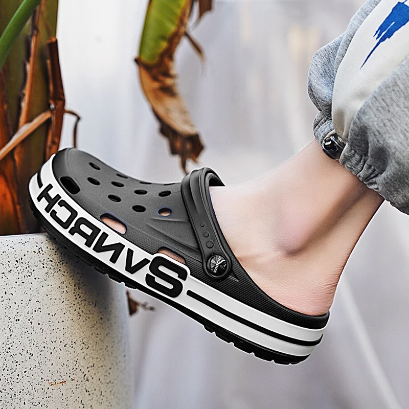 Men Summer Sandals Perforated Soft Soles Wear-resistant Wrapped Anti slip Beach