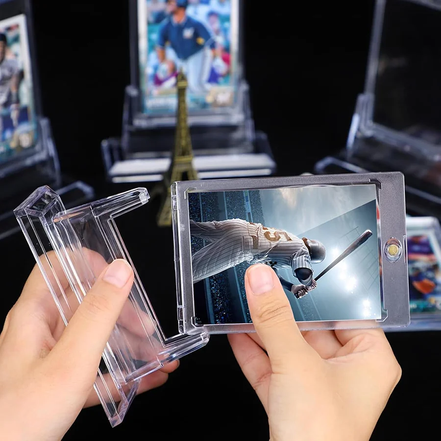 4 Card Holders for Trading Cards, Stock Card Protector (with 4 Stands), Acrylic Hard Set for Coordinated Vision and Display