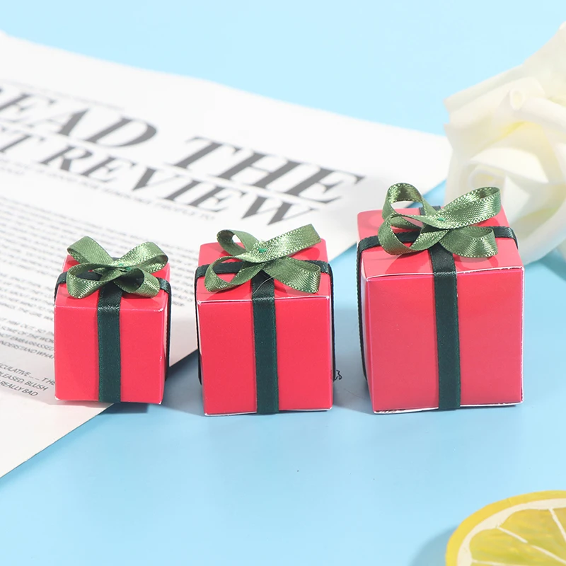 Mini Christmas Garland Wreath Christmas Hat Scarf Dollhouse Decor Miniature Christmas Tree Best Gift for Kids Furniture Toys 5