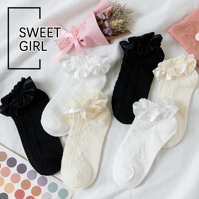 

Sweet Girls Lolita Style Socks JK Kawaii Cute Short Socks Japanese Fashion Solid Color Black White Beige Lace Frilly Ruffle Sox