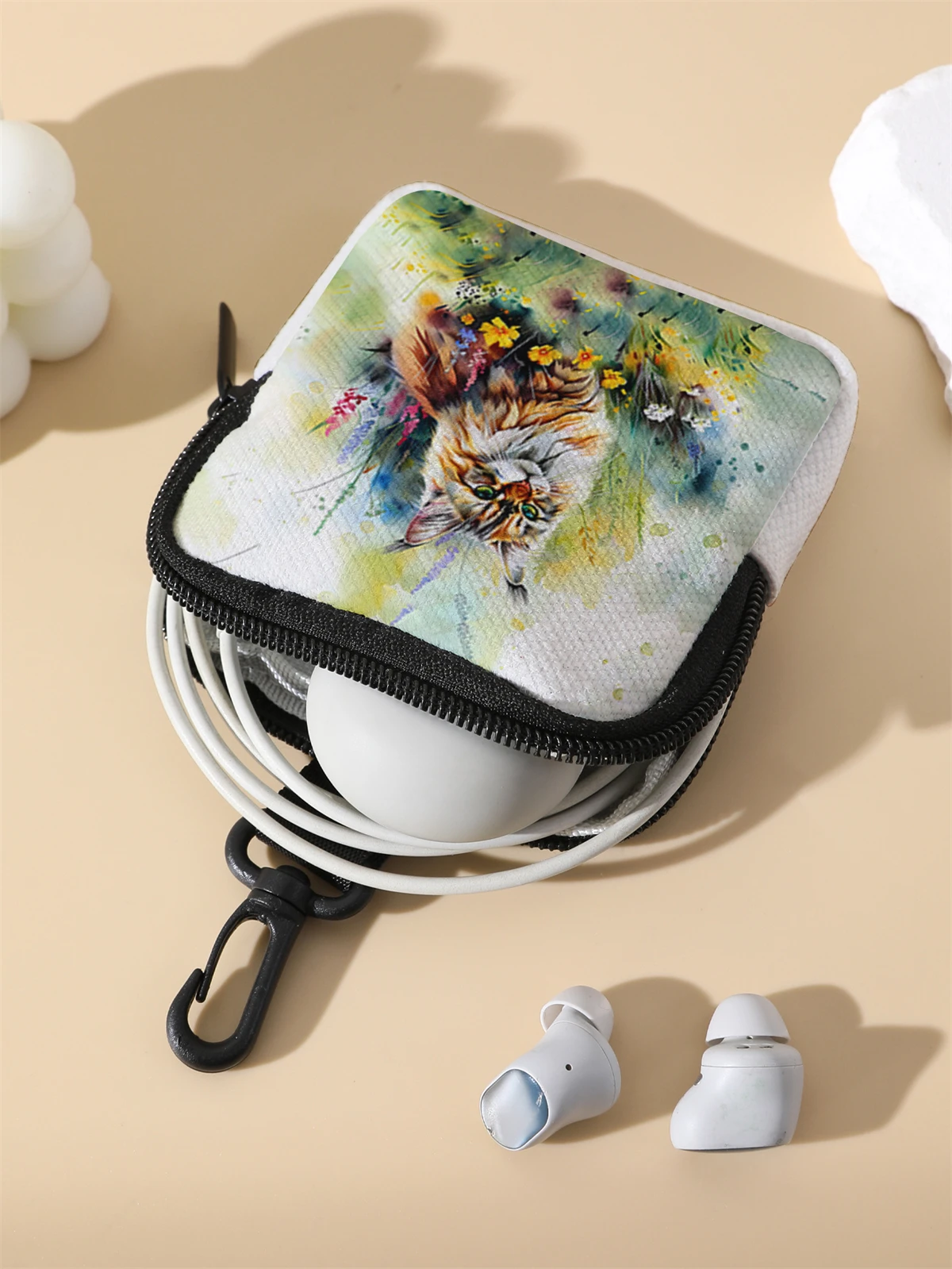 One cat patterned large capacity coin wallet, digital printed coin wallet, and storage bag are ideal choices for gifs