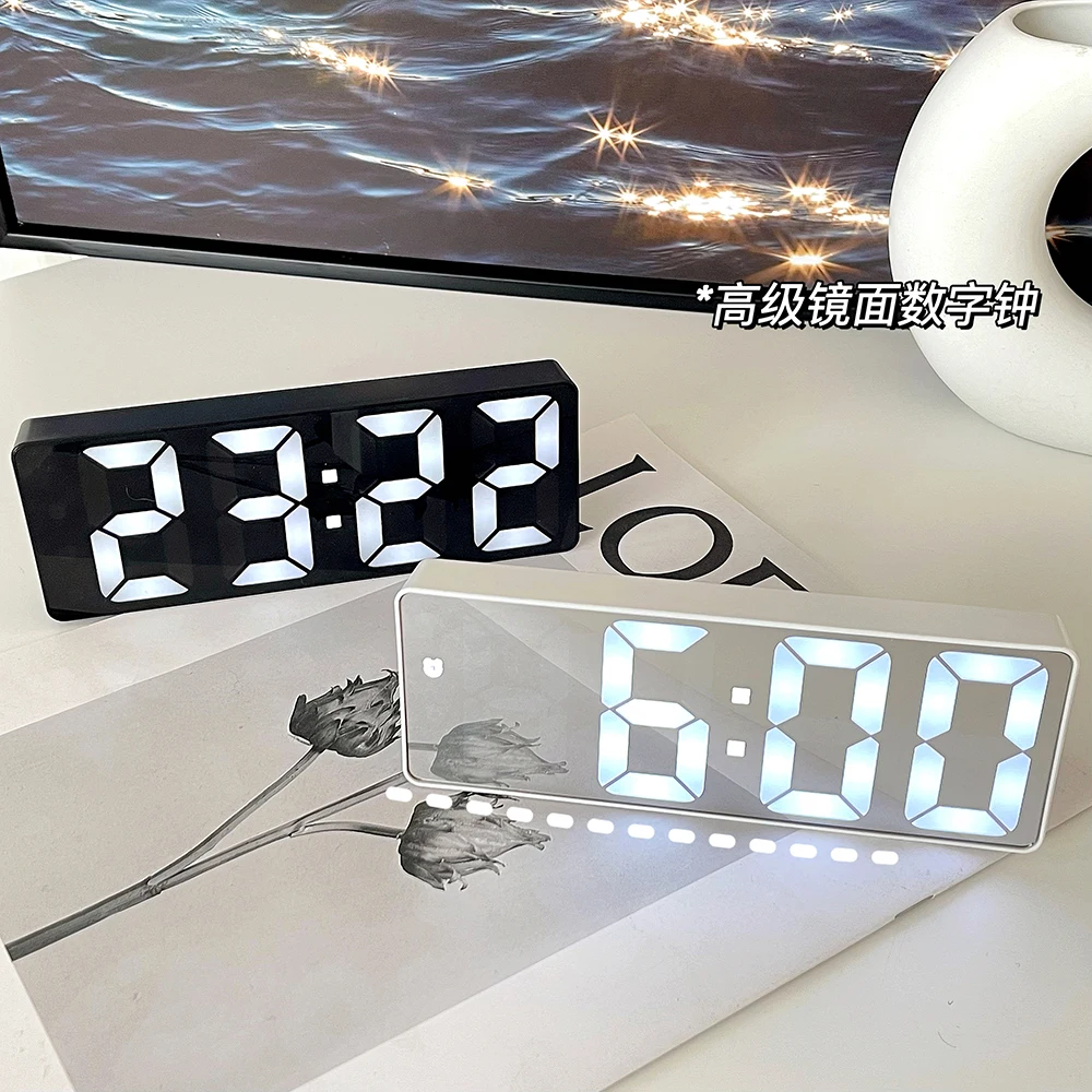 LED Digital Alarm Clock With Snooze Funtion USB Wake Up