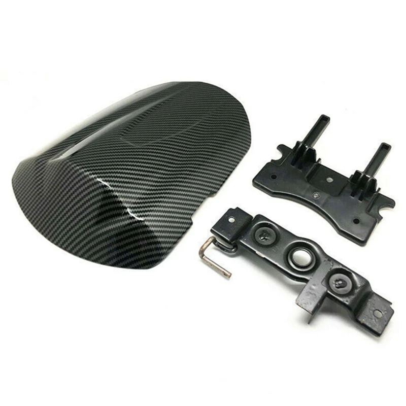 

Обтекатель для заднего сиденья мотоцикла, из углеродного волокна