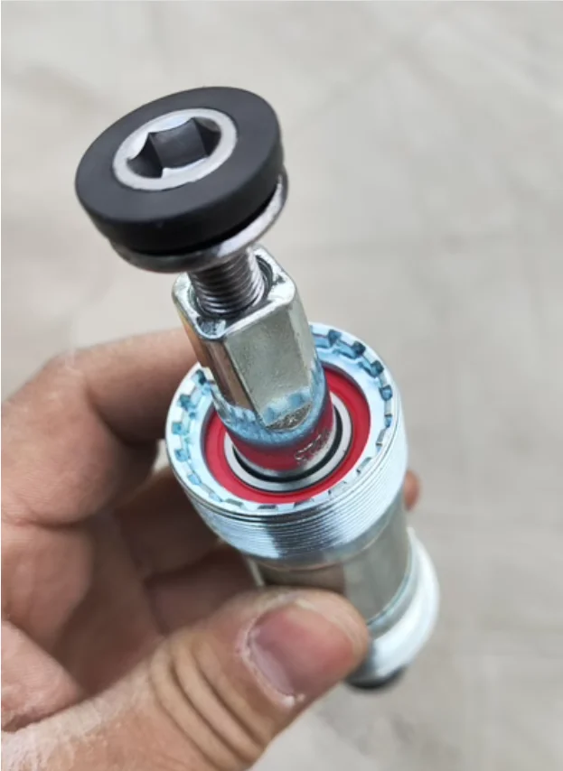 Bottom Bracket Cartridge FSA BB-7420 JIS Square Taper Silver RPM