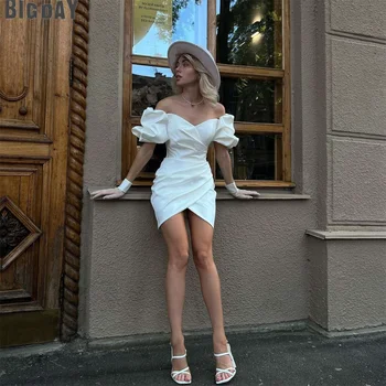 Elegant Short Wedding Dress Square Collar Puff Sleeve Pleat Open Back Satin Simple Bridal Gown Above Knee Vestidos De Noiva