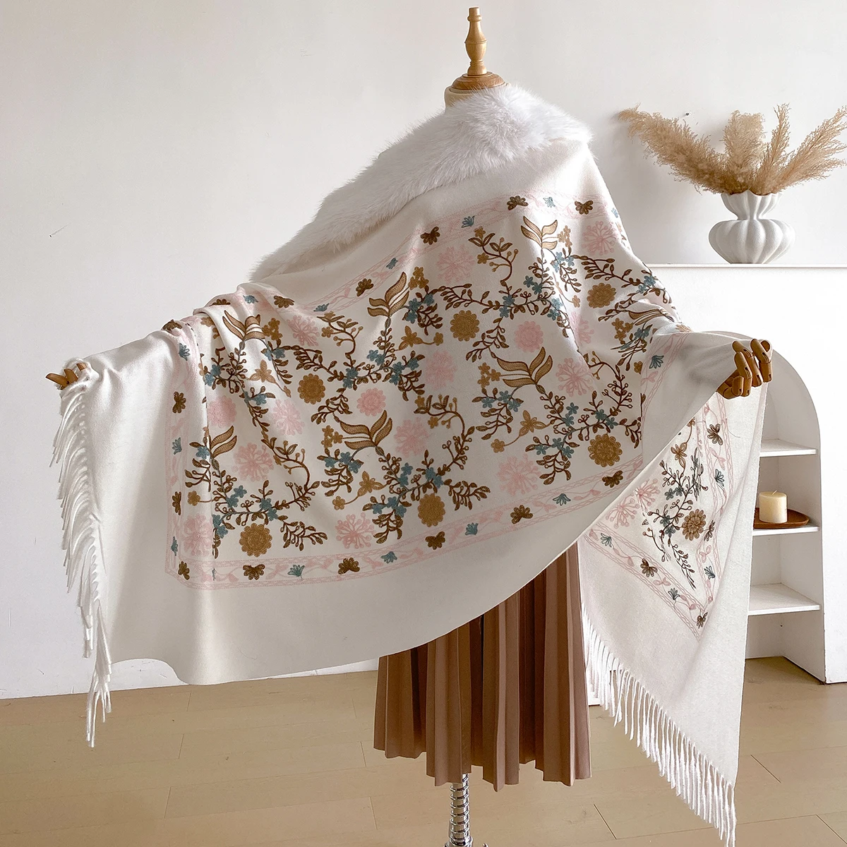 Elegant Embroidery Style Faux Fur Cape Women Winter Knit Jacquard Shawl Coat Party Dress Wraps Cloak Thicken Fleece