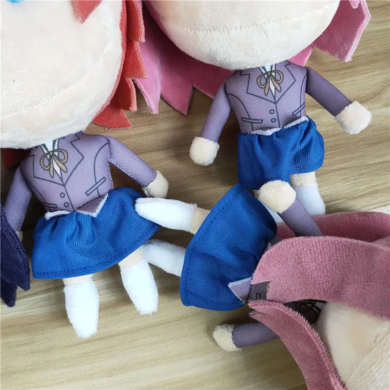 1pc jogo quente doki doki literatura clube plushies bonecas crianças 20cm  japão anime macio recheado brinquedos presentes para meninos meninas -  AliExpress