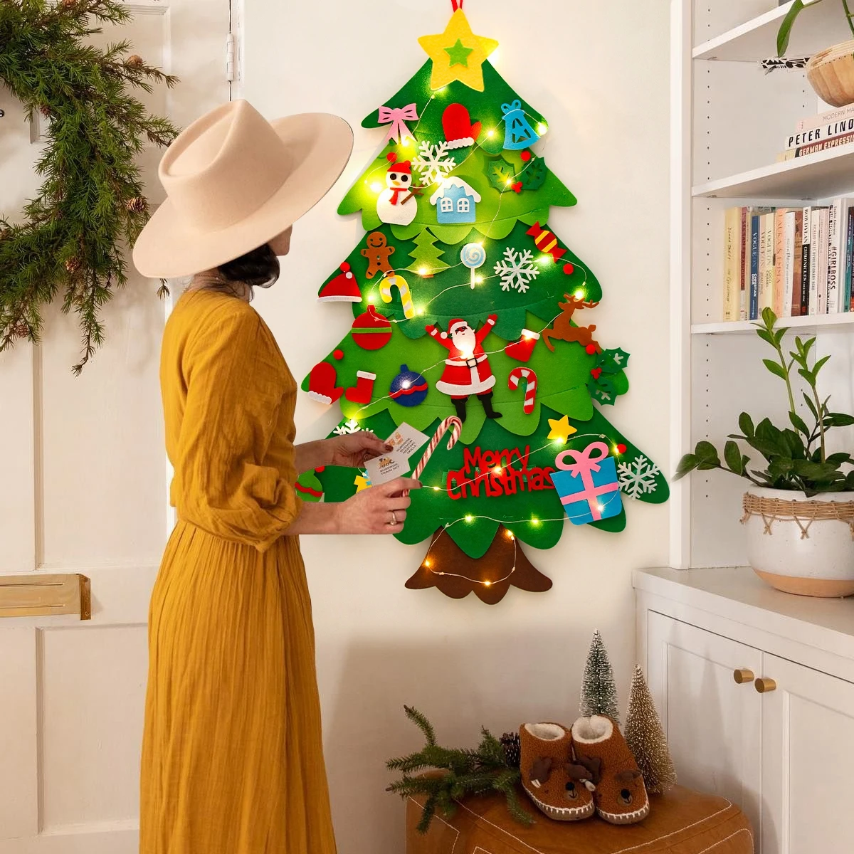 Christmas Tree That Hangs from the Ceiling: The Ultimate Guide to  Space-Saving Holiday Decor, image size:1200x1200