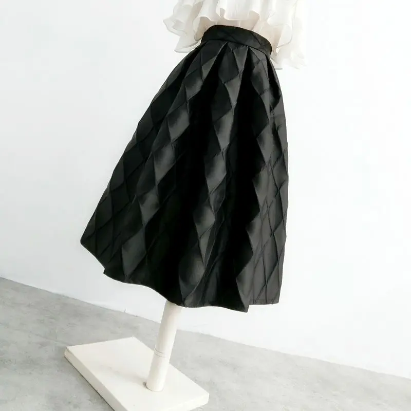 High-End Jacquard Hollow Out Elastic Waist Skirt