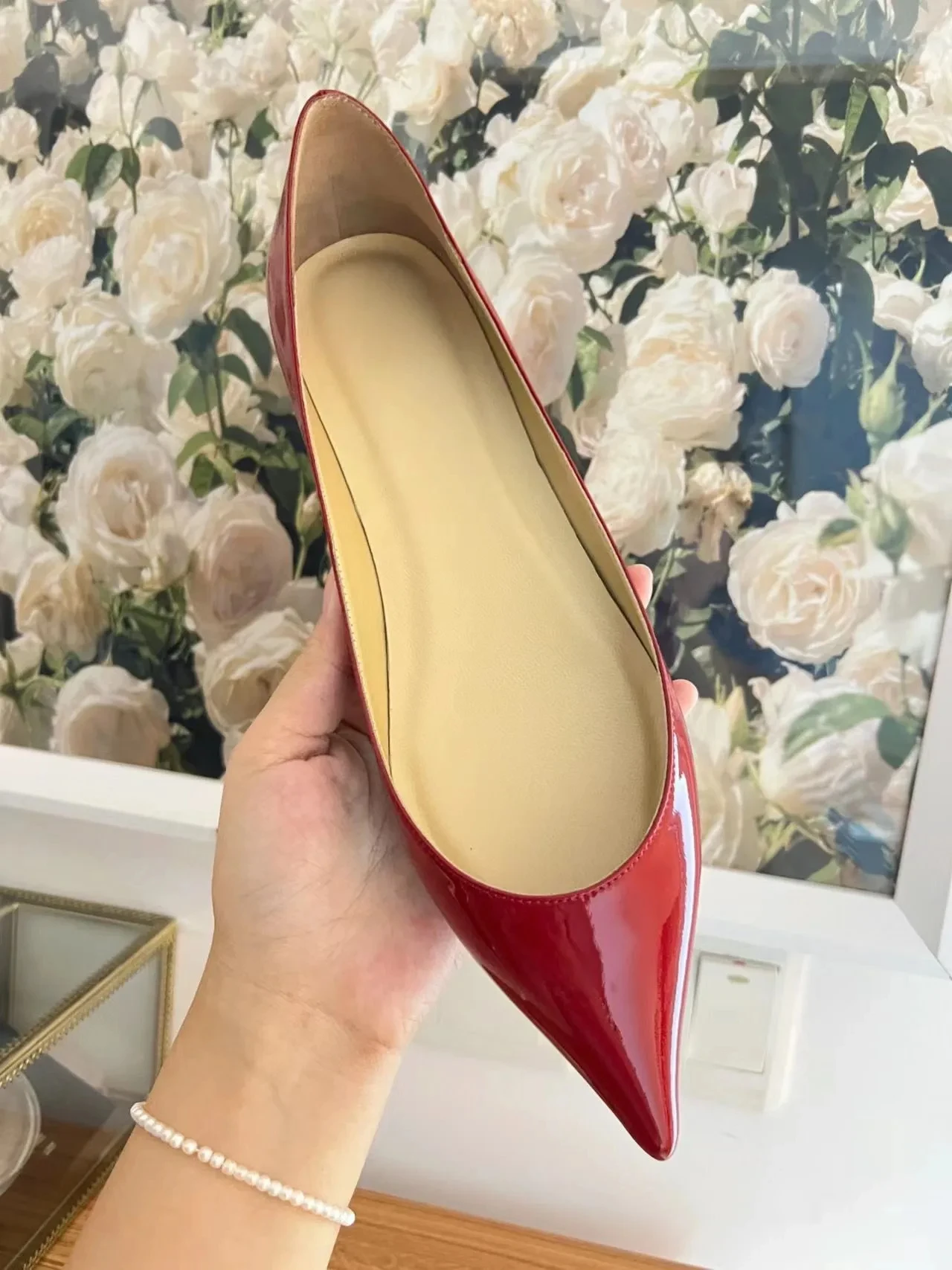 2024 Luxury Sexy Elevated Flat Shoes Women's Lacquer Leather Pointed Shallow Mouth Flat Heels Wedding Office Single Shoes 34-42