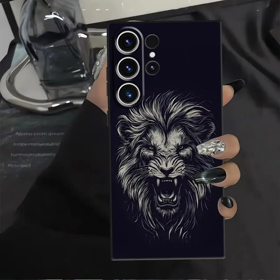 Cool Wolf Lion Design Phone Case - Bold & Stylish Protection Cover
