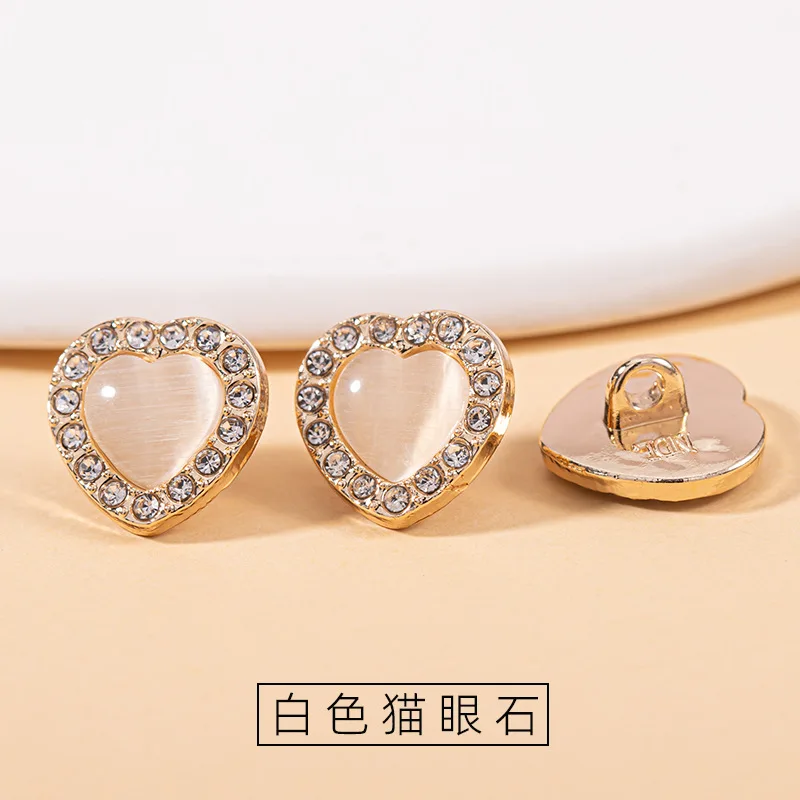 20PCS 작은 향수 스타일 금속 라인 석 사랑 고양이 눈 작은 단추 셔츠 셔츠 섬세한 단추 점퍼 울 스웨터 Decorativ