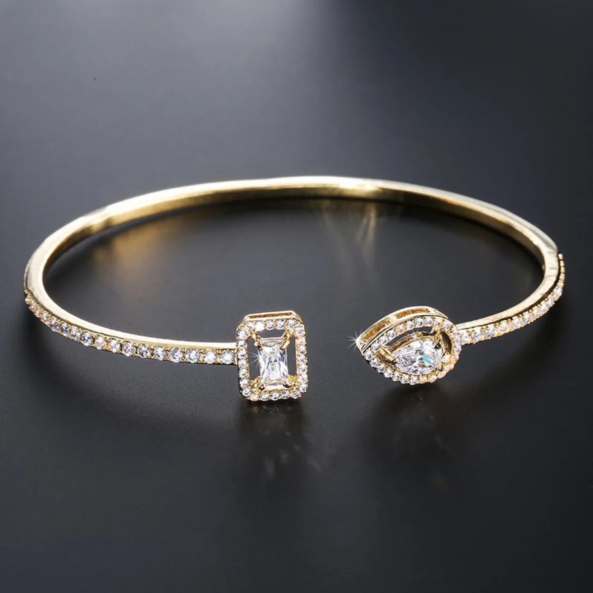Luxury Geometry Gold Color Cuff Bangle - Side View