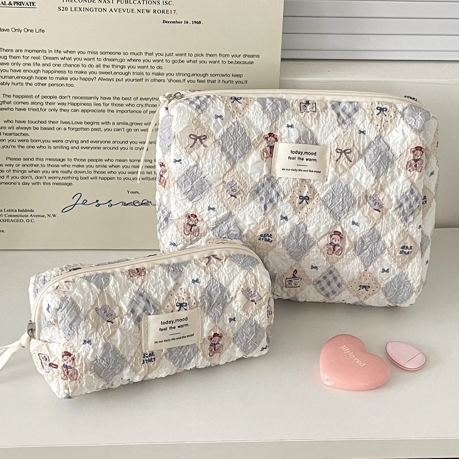 Cartoon Bär frauen Kosmetik Taschen Reise Tragbare Weibliche Make-Up Fall Kupplung Geldbörse Große Kapazität Gesteppte Toiletten Lagerung Tasche