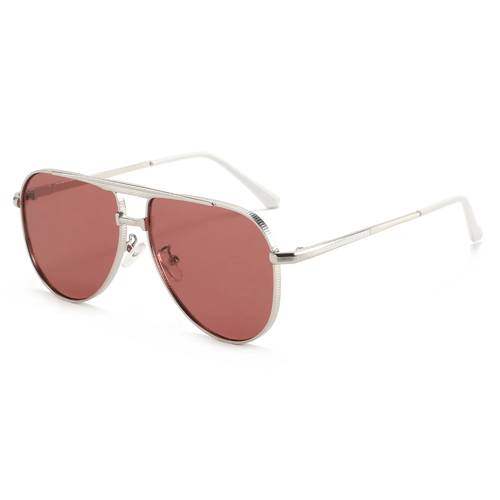 Timeless Unisex Aviator Sunglasses with UV400 Protection and Durable Metal Frame