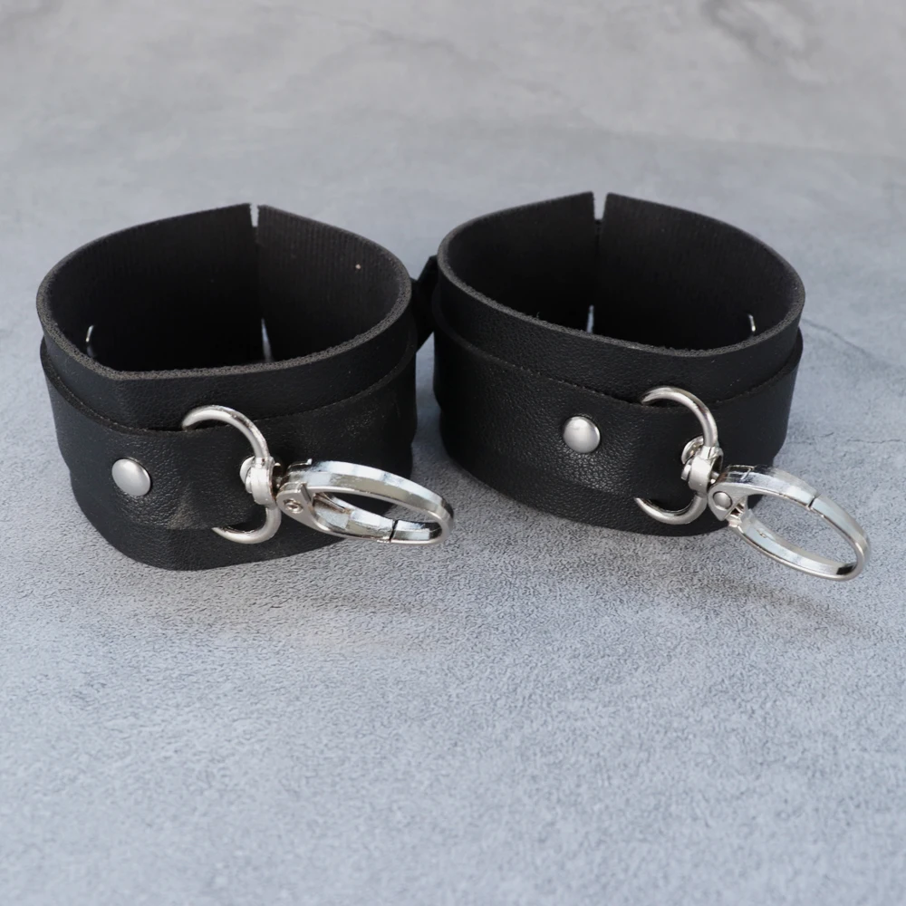 Sexy Adjustable Leather Handcuffs For Sex Toys For Woman Couples Hang Buckle Link Bdsm Bondage Restraints Exotic Accessories