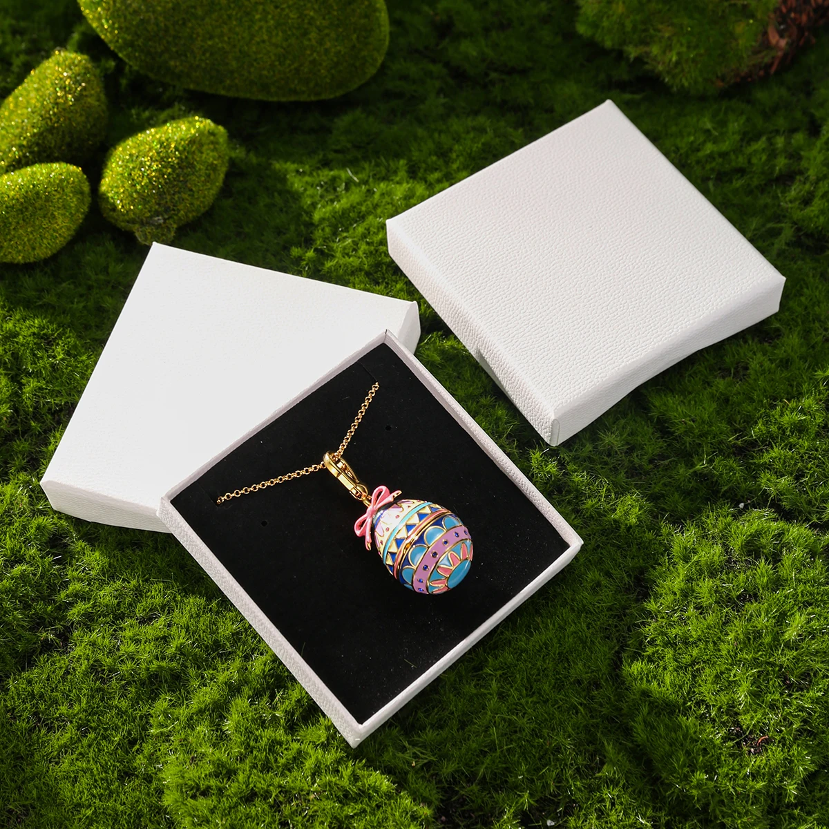 Fashion Openable Princess Enamel Bow Easter Egg Pendant Necklace for Women Sweet Party Jewelry Keychain Pendant Valentine Gift 5