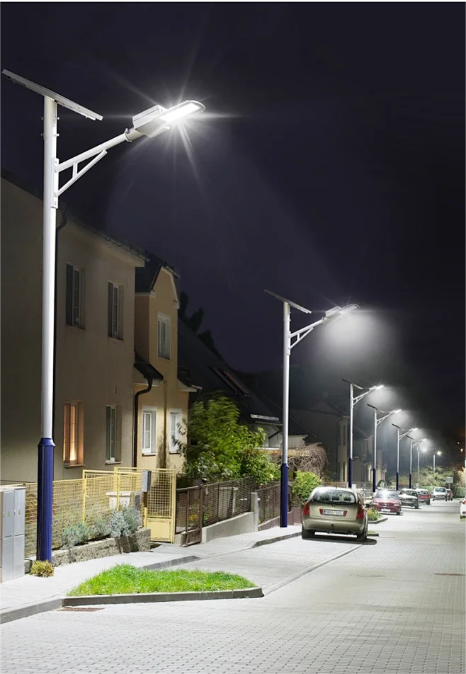 Lampione Solare Esterno SENDALE 200W - 300LED, Sensore Movimento, IP65, Telecomando, Per Giardino