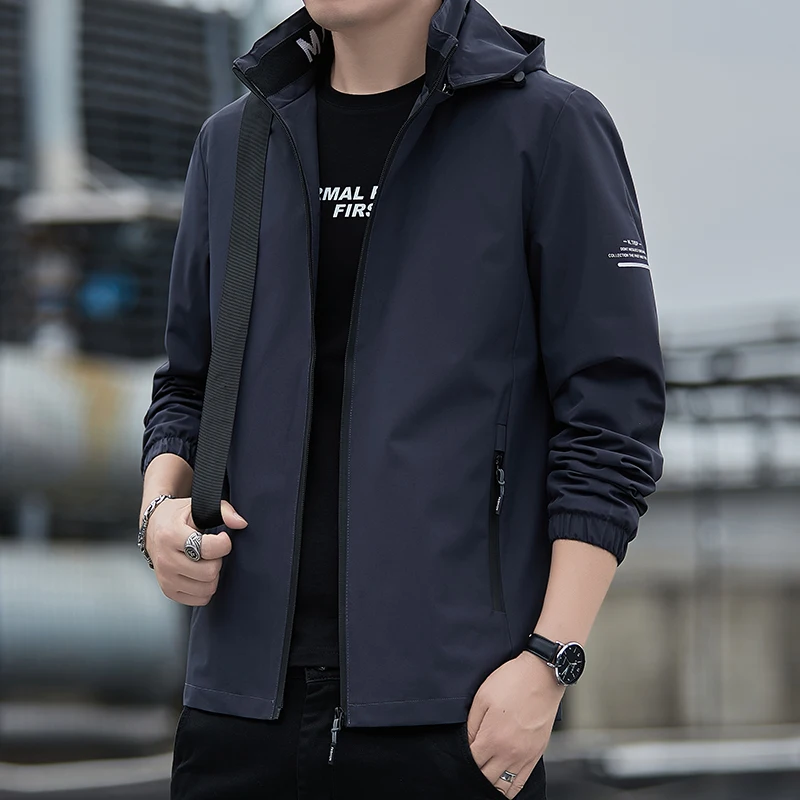 Рисунок 4 - Куртка мужская с капюшоном