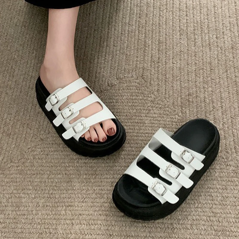 

Женские массивные шлепанцы, элегантные шлепанцы с металлическим украшением, пляжные сандалии на плоской платформе, лето 2024