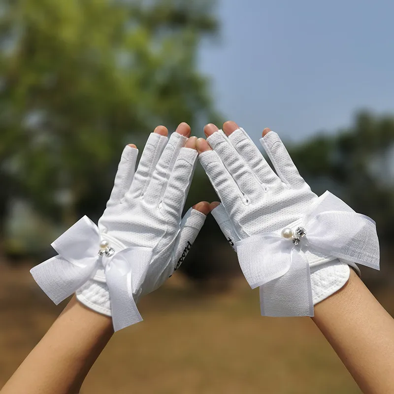 

Korean version of exposed finger golf gloves for women's hands, breathable and wear-resistant, non slip PU gloves for hands