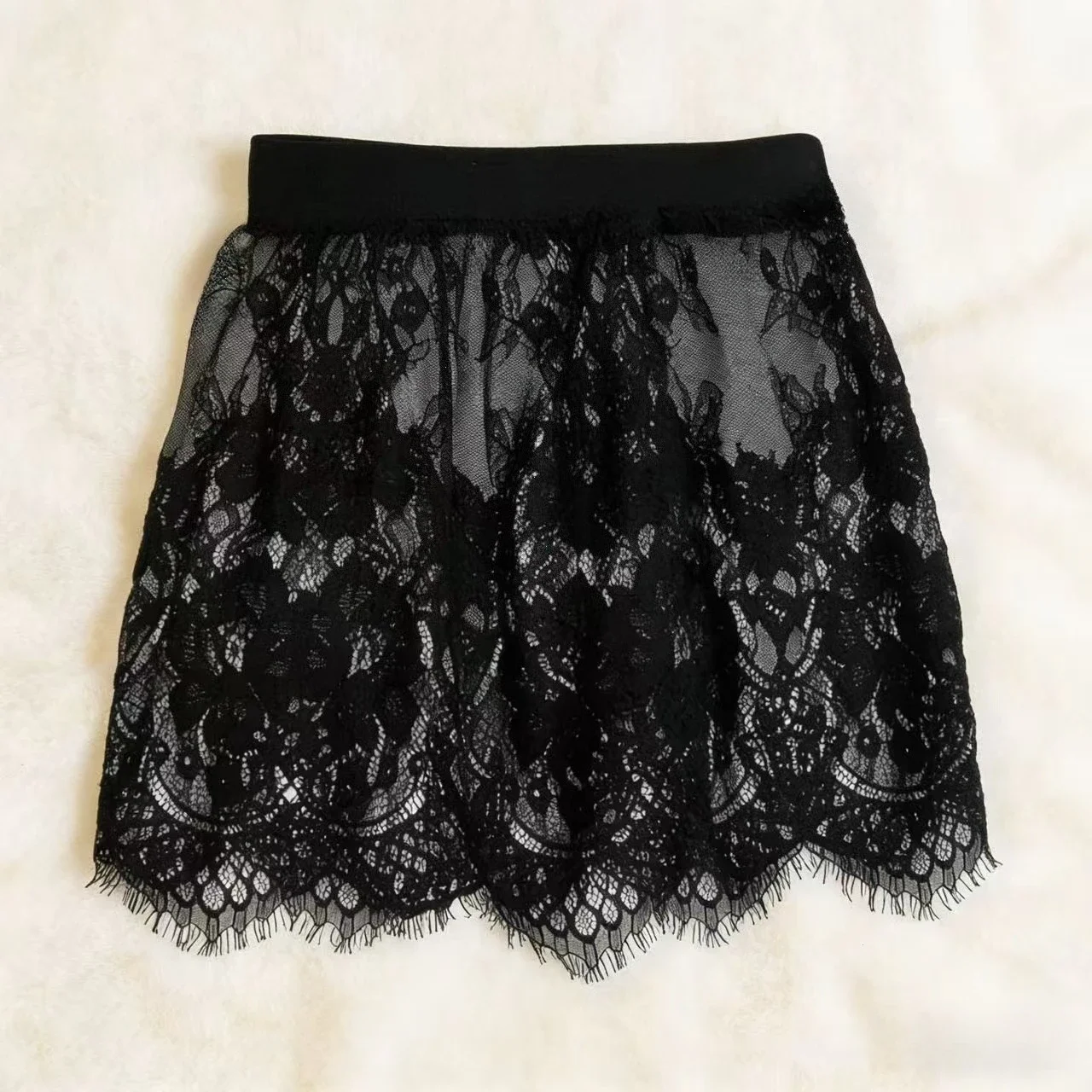 Minirock Sexy Transparenter Spitzen-Mesh-Rock Hemd-Verlängerung Damen Sommer Mini Schwarz Weiß Kurzer Mikro-Rock Damen Unterrock – Detail 1