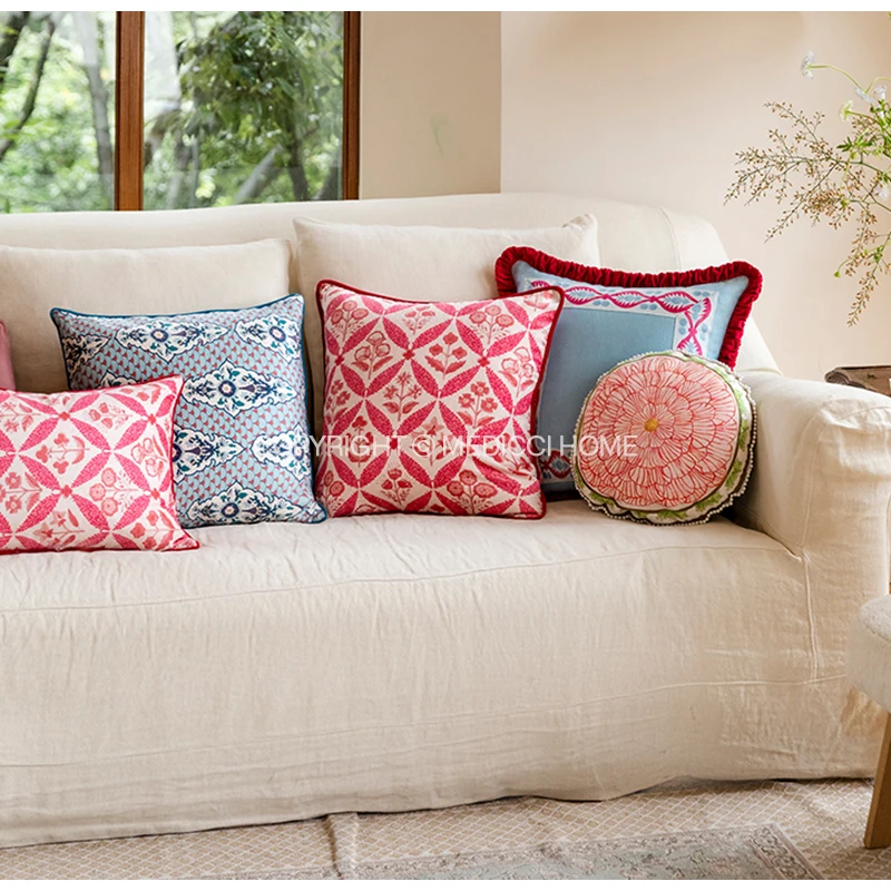 Slide image 84c9cb9dcdb54d5f94dee8cd80604594