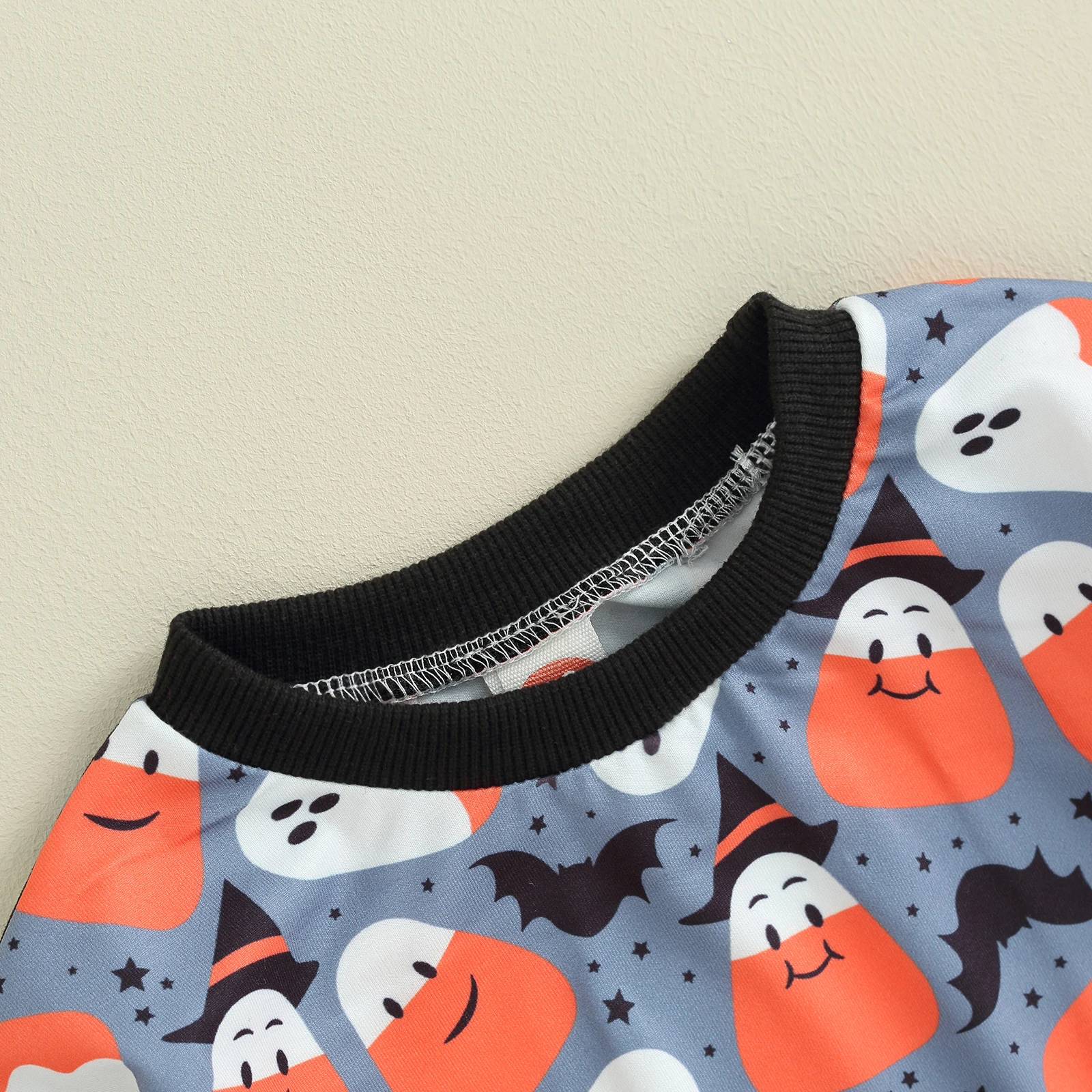 

Baby Girl Boy Fall Outfit Ghost Bat Print Crew Neck Long Sleeve Sweatshirts Long Pants 2Pcs Halloween Clothes Set