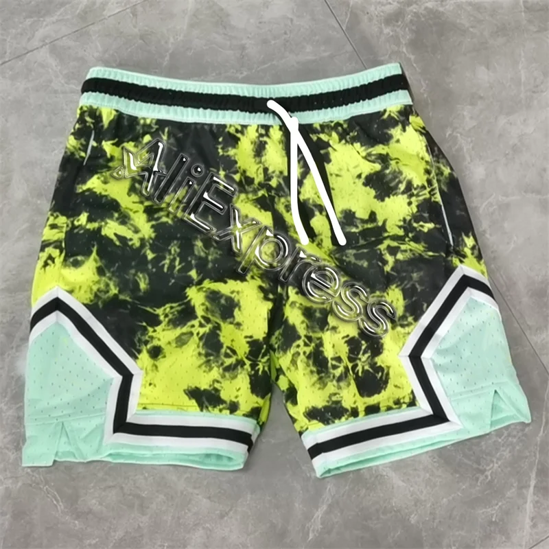 Hot New Slim, Comfortable, Breathable, Sweat-resistant, Quick-quick Drying Sports Men's Shorts, Simple and Elegant
