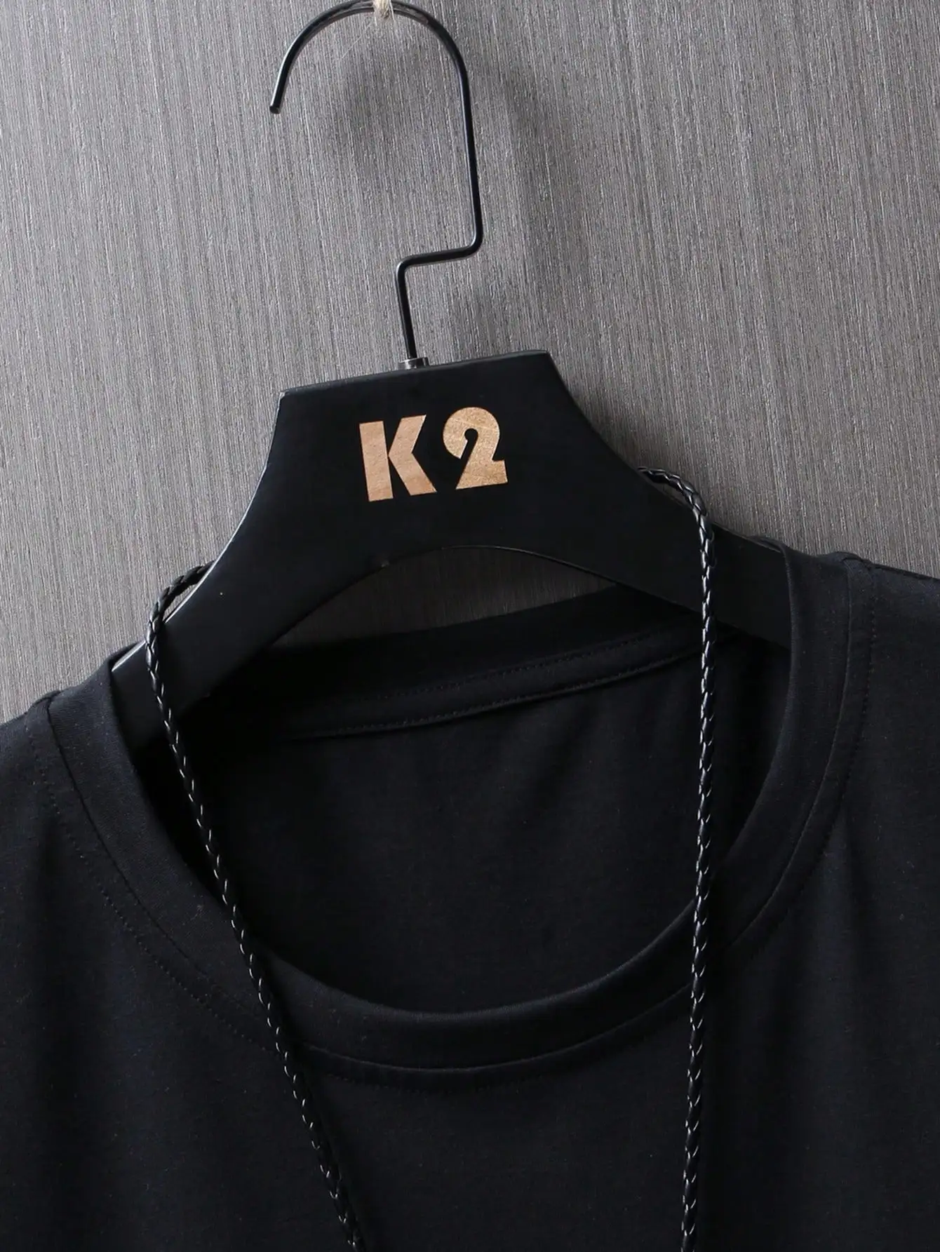 Holding Roses And Diamonds In Hand Longing For Freedom T-Shirt Men Novelty Fashion T Shirt Cotton Loose Top O-Neck Cool Tshirts