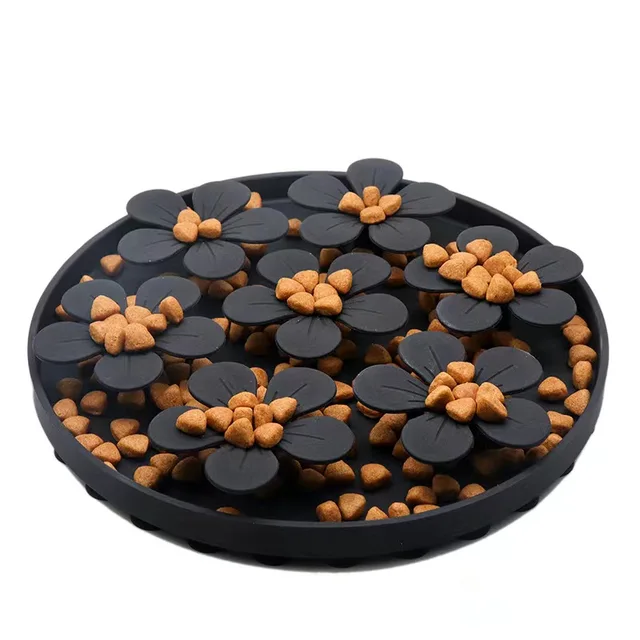 Pet Products Mat For Dogs Cats Slow Food Bowls With Suction Cup Feeding Food Silicone Lick Pad Dog Slow Feeders Treat Dispensing 3