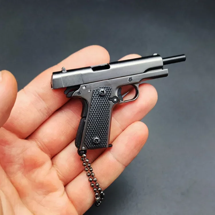 Csnoobs Alloy 1:3 Colt M1911 Pistol Miniature Model Assemblable Toy Gun Keychain Backpack Pendant Decoration Gift Toy Boy 4