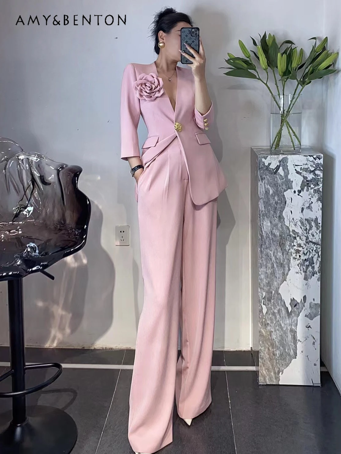 

High Quality Business Suit Commute Style Temperament Three-Dimensional Flower Gold Buckle Slim Coat Wide Leg Pants Two-Piece Set