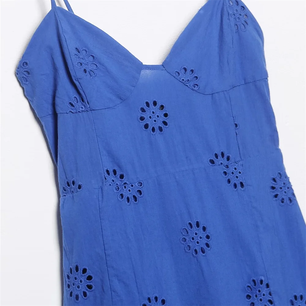 Spring New Women's Fashion and Elegance Slim Fit Versatile Layered Decorative Short Strap Dress