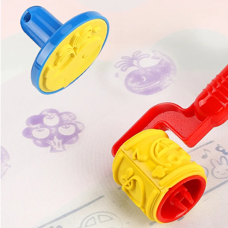 100x80CM Magic Water Drawing Mat Coloring Doodle With Reusable Magic Pens Montessori Painting Board Educational Toys Kids Gifts 4