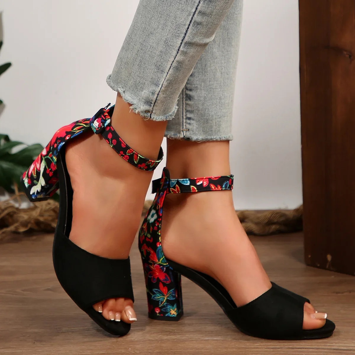 Women Summer Shoes 2026 High Sandals Vintage Flower Print Open Toe High Heels Woman Casual Buckle Ankle Strap Sandalse